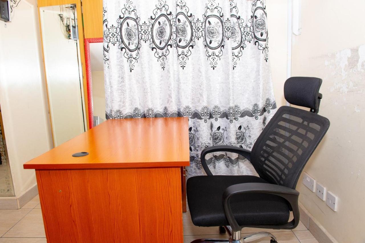 Mercy-Phillips Apartments Located At Eagle Tower Building Nairobi City Centre Exterior foto