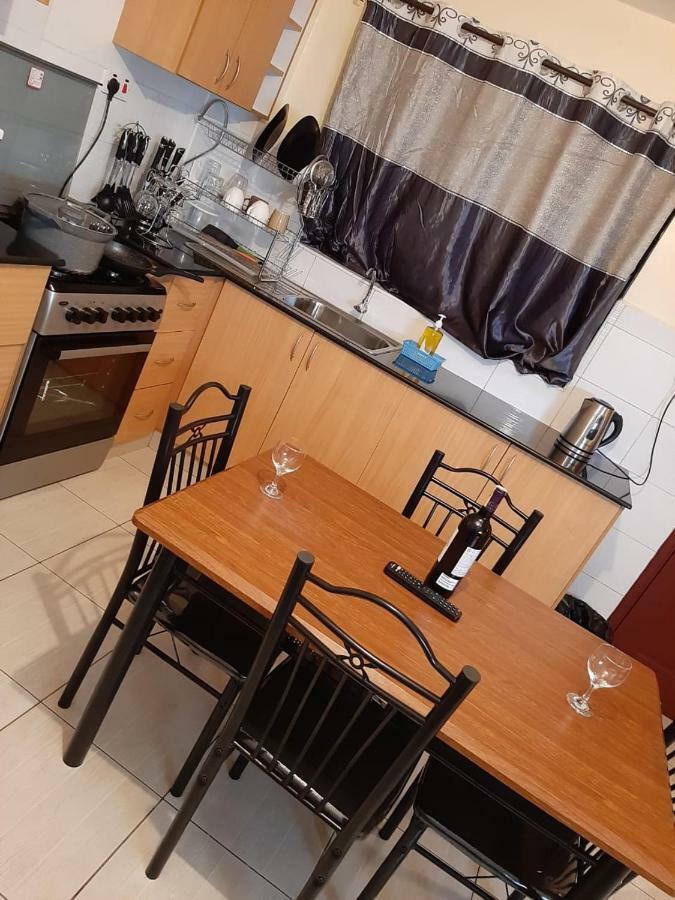 Mercy-Phillips Apartments Located At Eagle Tower Building Nairobi City Centre Exterior foto